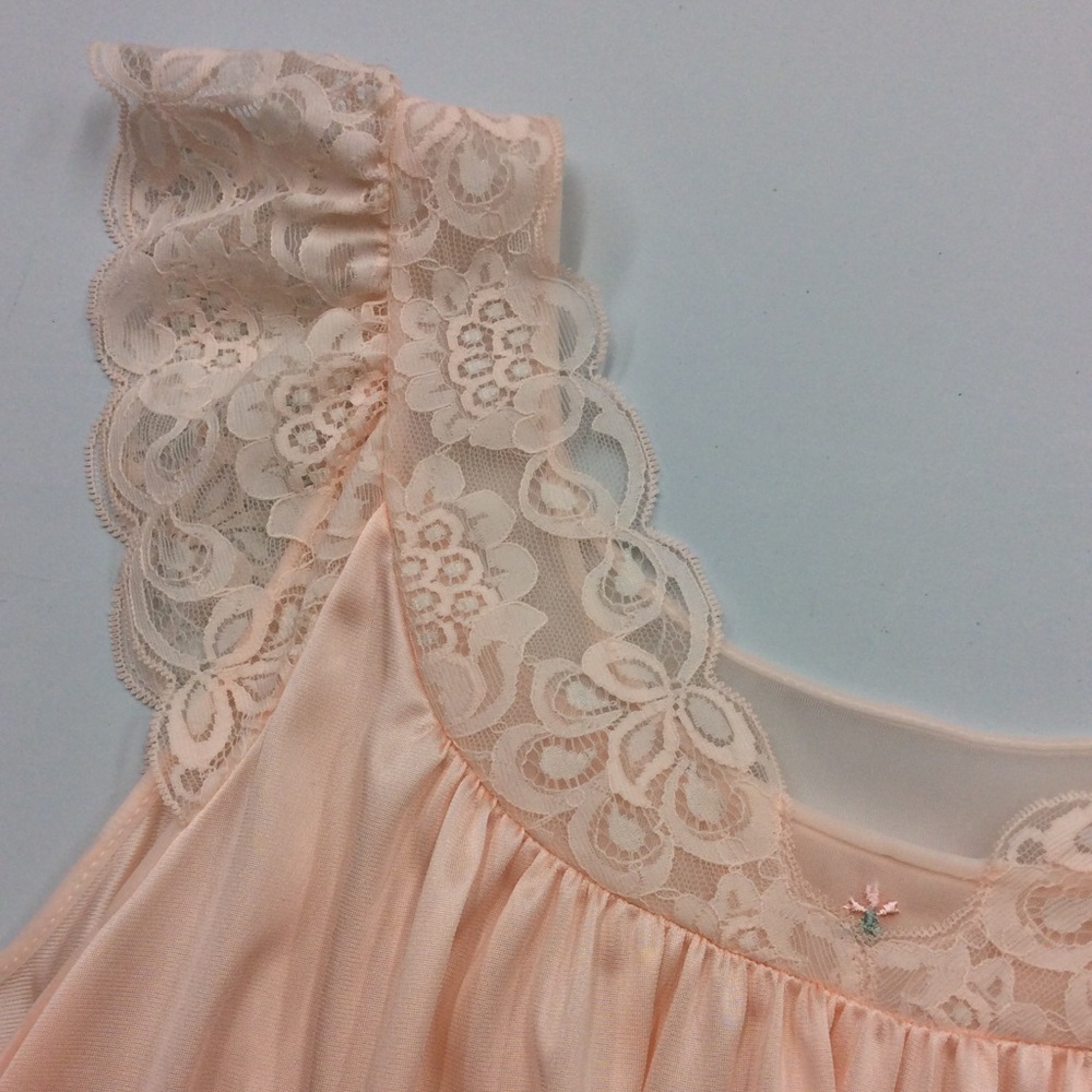 Shadowline Pink Medium Lacey Silky Long Lingerie - Picture 6 of 6